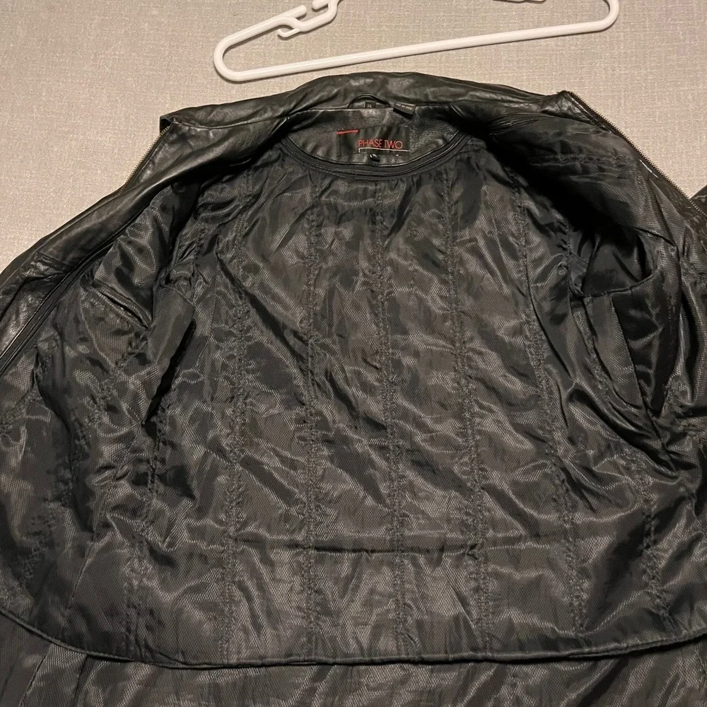 Vintage Mens Black Leather Biker Jacket XL Zip Front Pockets Lined - Picture 5 of 10